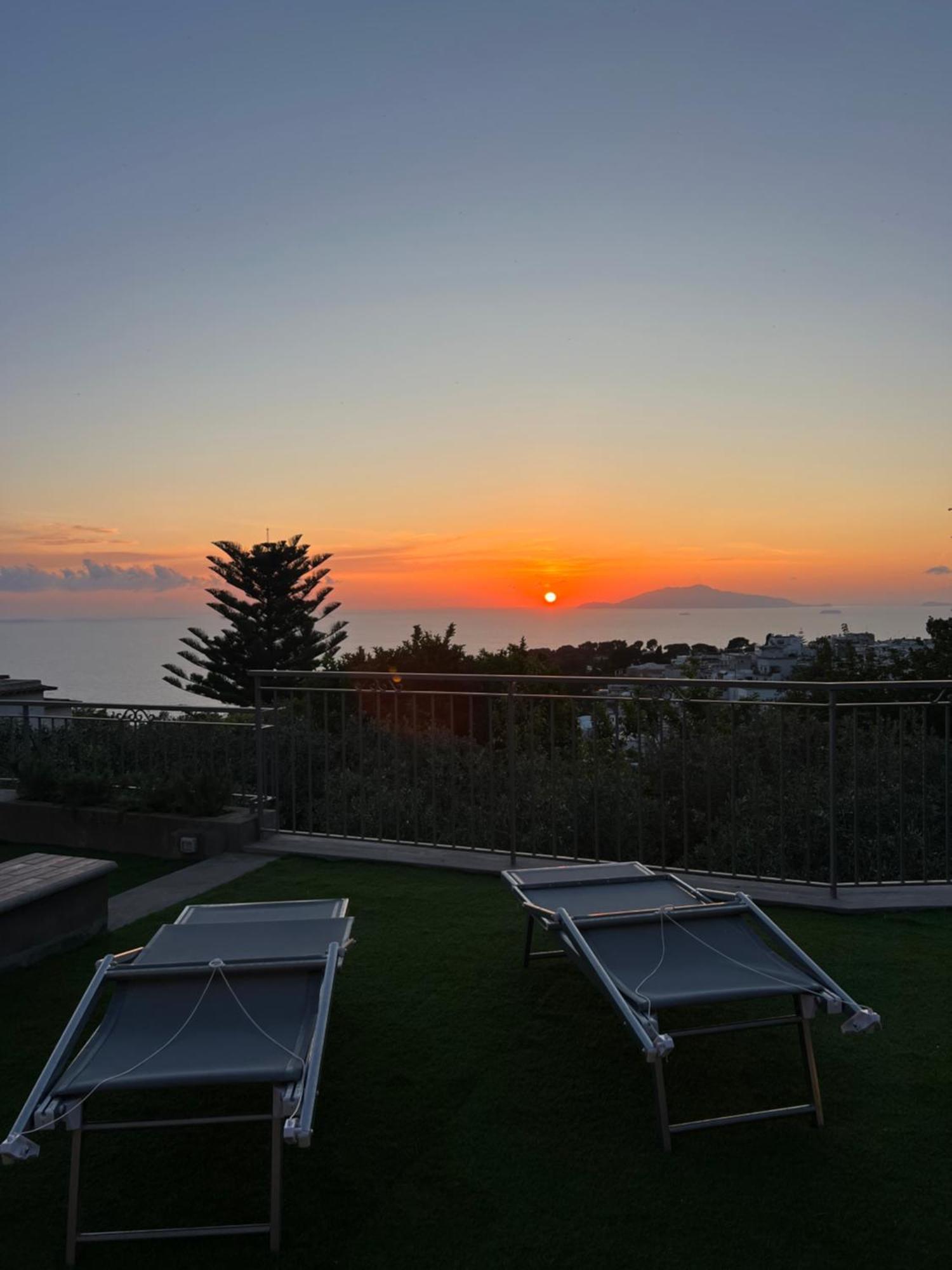 Bed and Breakfast La Minucciola Capri Анакапрі Екстер'єр фото